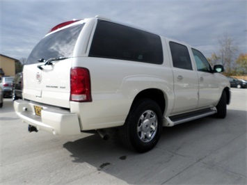 2005 Cadillac Escalade ESV   - Photo 13 - Cincinnati, OH 45255
