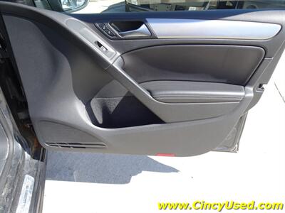 2013 Volkswagen Golf R 4Motion   - Photo 28 - Cincinnati, OH 45255