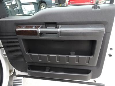 2014 Ford F-350 Super Duty Platinum   - Photo 51 - Cincinnati, OH 45255