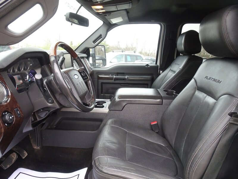 2014 Ford F-350 Super Duty Platinum - Photo 25 - Cincinnati, OH 45255