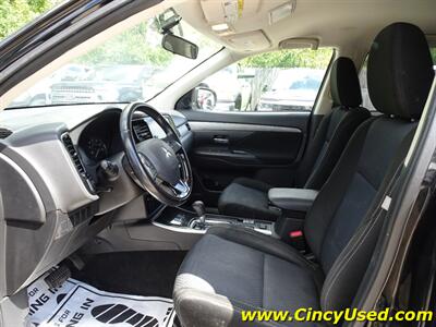 2017 Mitsubishi Outlander SE   - Photo 11 - Cincinnati, OH 45255