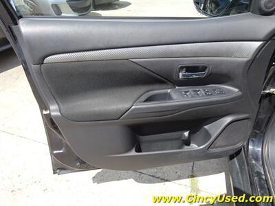 2017 Mitsubishi Outlander SE   - Photo 24 - Cincinnati, OH 45255