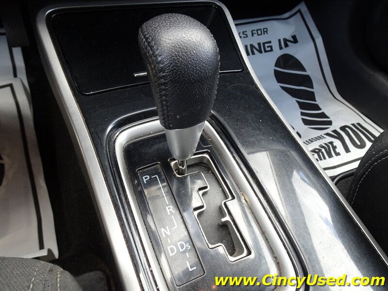 2017 Mitsubishi Outlander SE - Photo 15 - Cincinnati, OH 45255