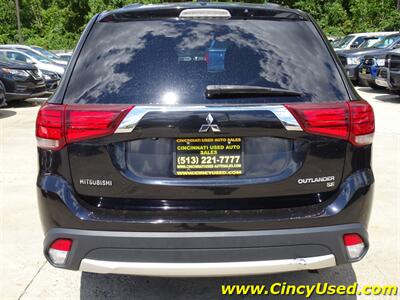 2017 Mitsubishi Outlander SE   - Photo 7 - Cincinnati, OH 45255