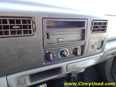 2003 Ford F-350 XLT   - Photo 14 - Cincinnati, OH 45255