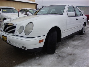 1998 Mercedes-Benz E Class E320   - Photo 13 - Cincinnati, OH 45255