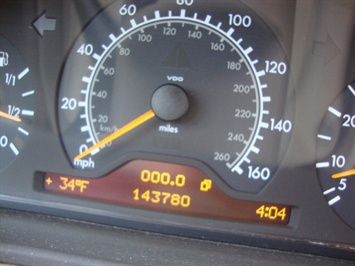 1998 Mercedes-Benz E Class E320   - Photo 20 - Cincinnati, OH 45255