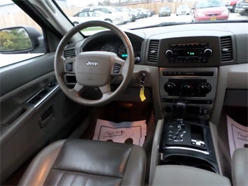 2006 Jeep Grand Cherokee Laredo   - Photo 7 - Cincinnati, OH 45255