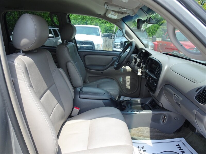 2006 Toyota Tundra Darrell Waltrip Edit 4L V8 Double Cab RWD - Photo 10 - Cincinnati, OH 45255