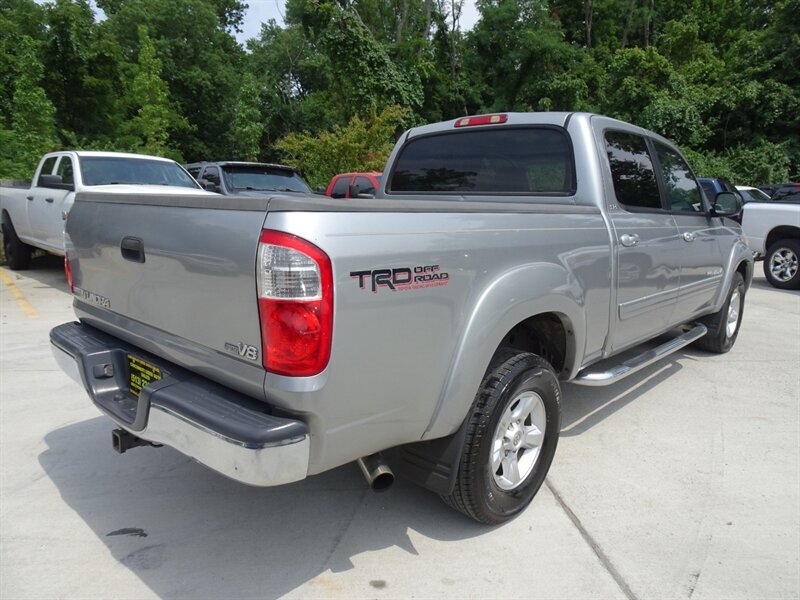 2006 Toyota Tundra Darrell Waltrip Edit 4L V8 Double Cab RWD - Photo 3 - Cincinnati, OH 45255