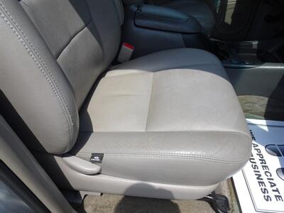 2006 Toyota Tundra Darrell Waltrip Edit  4L V8 Double Cab RWD - Photo 21 - Cincinnati, OH 45255