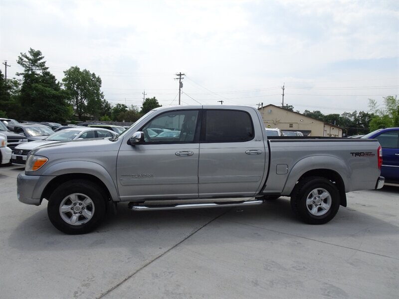 2006 Toyota Tundra Darrell Waltrip Edit 4L V8 Double Cab RWD - Photo 8 - Cincinnati, OH 45255
