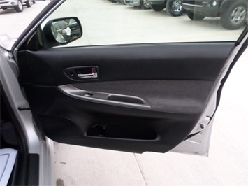 2005 Mazda Mazda6 i   - Photo 23 - Cincinnati, OH 45255