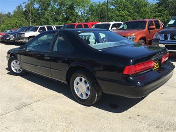 1995 Ford Thunderbird LX   - Photo 13 - Cincinnati, OH 45255