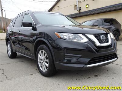 2018 Nissan Rogue SV   - Photo 4 - Cincinnati, OH 45255