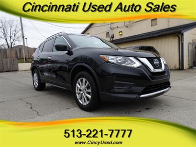 2018 Nissan Rogue SV   - Photo 1 - Cincinnati, OH 45255