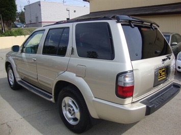 2000 INFINITI QX4   - Photo 4 - Cincinnati, OH 45255