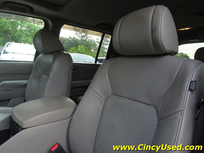 2010 Honda Pilot EX-L - Photo 12 - Cincinnati, OH 45255