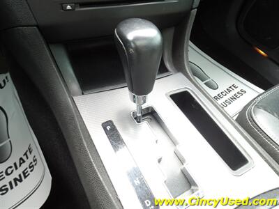 2011 Dodge Charger R/T Road and Track   - Photo 19 - Cincinnati, OH 45255
