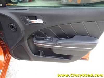2011 Dodge Charger R/T Road and Track   - Photo 31 - Cincinnati, OH 45255