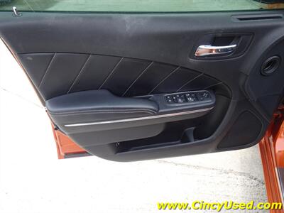 2011 Dodge Charger R/T Road and Track   - Photo 30 - Cincinnati, OH 45255
