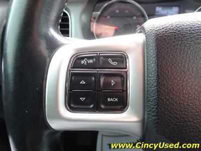 2011 Dodge Charger R/T Road and Track   - Photo 23 - Cincinnati, OH 45255