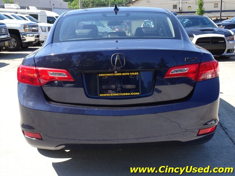 2014 Acura ILX 2.0L w/Tech - Photo 8 - Cincinnati, OH 45255