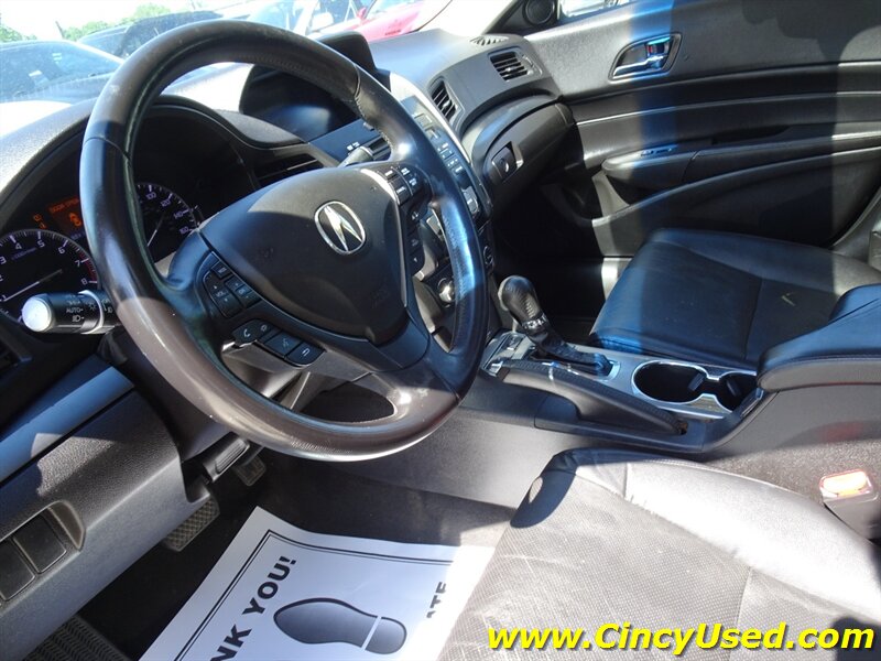 2014 Acura ILX 2.0L w/Tech - Photo 13 - Cincinnati, OH 45255
