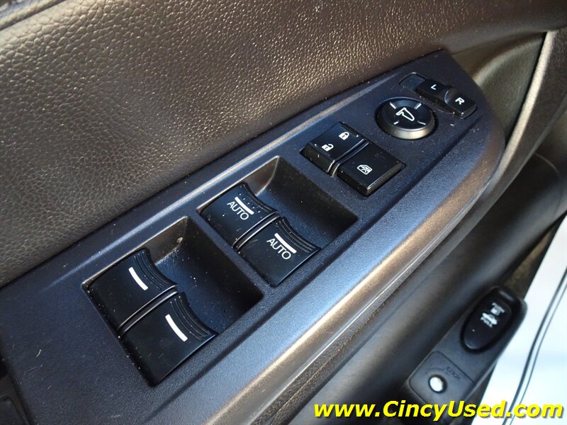 2014 Acura ILX 2.0L w/Tech - Photo 26 - Cincinnati, OH 45255