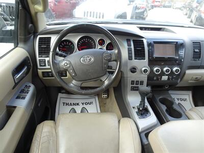 2008 Toyota Sequoia Platinum  5.7L V8 4X4 - Photo 9 - Cincinnati, OH 45255