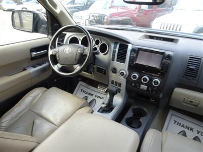 2008 Toyota Sequoia Platinum  5.7L V8 4X4 - Photo 14 - Cincinnati, OH 45255