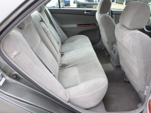 2002 Toyota Camry XLE - Photo 9 - Cincinnati, OH 45255
