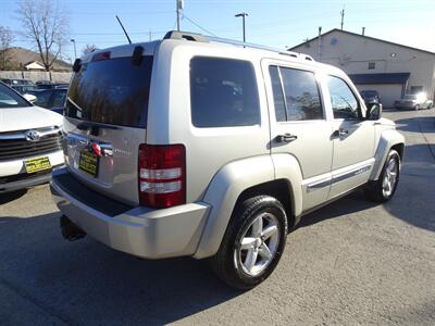 2009 Jeep Liberty Limited  3.7L V6 4X4 - Photo 6 - Cincinnati, OH 45255