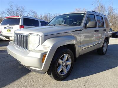 2009 Jeep Liberty Limited  3.7L V6 4X4 - Photo 3 - Cincinnati, OH 45255