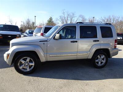 2009 Jeep Liberty Limited  3.7L V6 4X4 - Photo 4 - Cincinnati, OH 45255