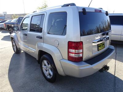 2009 Jeep Liberty Limited  3.7L V6 4X4 - Photo 8 - Cincinnati, OH 45255