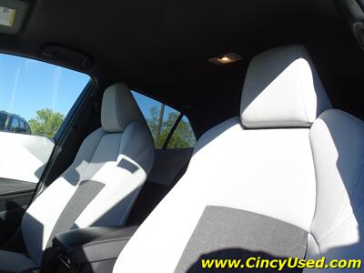 2020 Toyota Corolla Hatchback SE   - Photo 14 - Cincinnati, OH 45255
