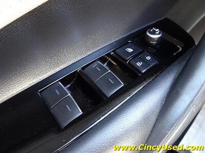 2020 Toyota Corolla Hatchback SE   - Photo 26 - Cincinnati, OH 45255