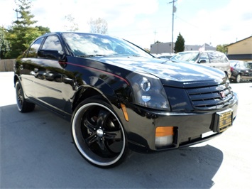 2003 Cadillac CTS   - Photo 10 - Cincinnati, OH 45255