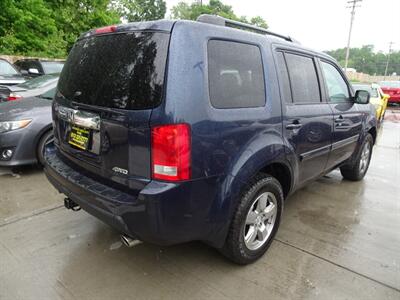 2011 Honda Pilot EX-L w/DVD  3.5L V6 4WD - Photo 5 - Cincinnati, OH 45255