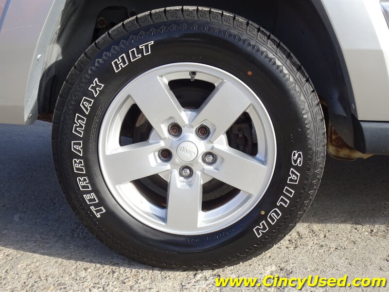 2008 Jeep Commander Sport - Photo 30 - Cincinnati, OH 45255