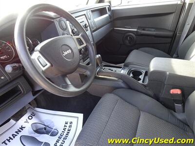 2008 Jeep Commander Sport - Photo 12 - Cincinnati, OH 45255