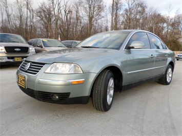 2004 Volkswagen Passat GLS   - Photo 11 - Cincinnati, OH 45255