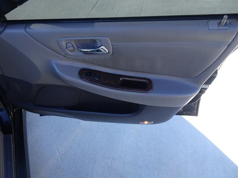 2000 Honda Accord EX V6 - Photo 24 - Cincinnati, OH 45255