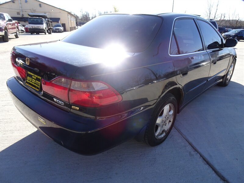 2000 Honda Accord EX V6 - Photo 6 - Cincinnati, OH 45255