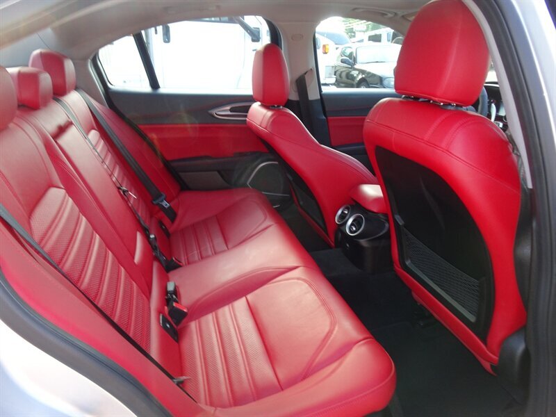 2017 Alfa Romeo Giulia Ti - Photo 11 - Cincinnati, OH 45255