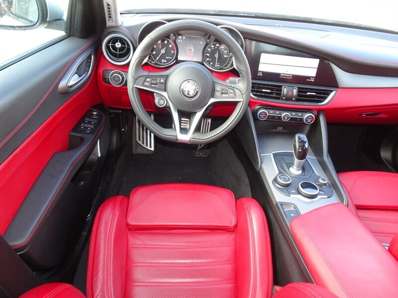 2017 Alfa Romeo Giulia Ti - Photo 12 - Cincinnati, OH 45255