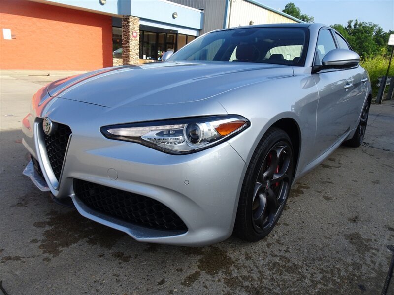 2017 Alfa Romeo Giulia Ti - Photo 8 - Cincinnati, OH 45255