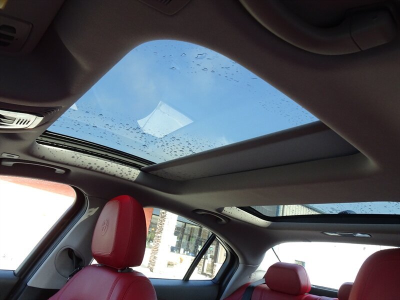 2017 Alfa Romeo Giulia Ti - Photo 25 - Cincinnati, OH 45255