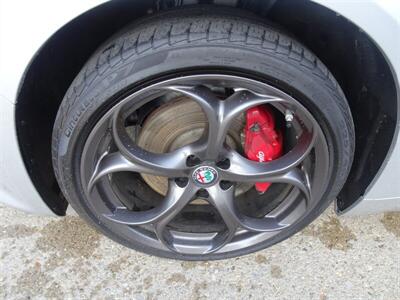 2017 Alfa Romeo Giulia Ti   - Photo 31 - Cincinnati, OH 45255